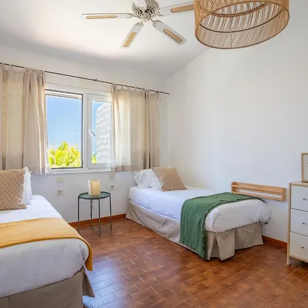 Panama, 5min Walk To The * Playa de las Americas (Tenerife)