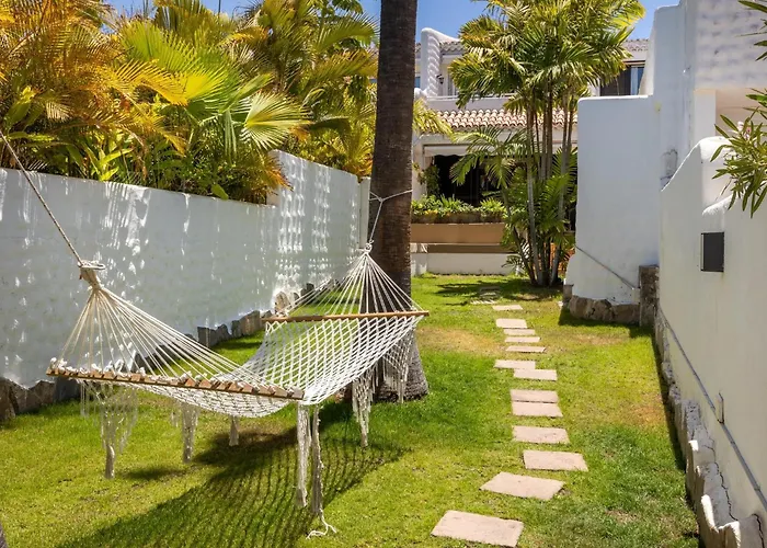 펜션 Panama, 5min Walk To The *